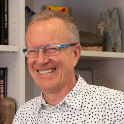 Professor Dietmar Muller