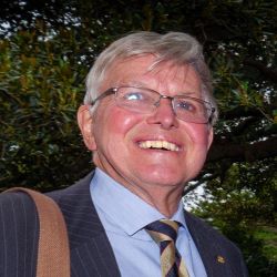 Emeritus Professor Robin King