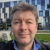 Andy_Baker-200px